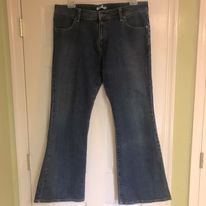 Levi’s 537 Low Flare Jeans, 16M